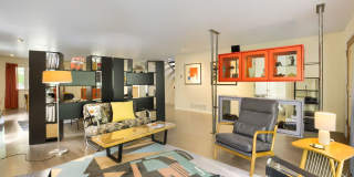 Charming Downtown Oasis | Steps to Pearl Street Gallery 14