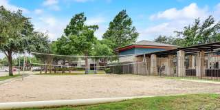 Artisan Apartments & Shops Gallery 78