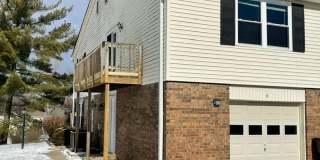 2 bed 2 bath- 4229 Briarwood Unit 4 Gallery 1