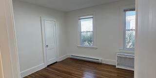132 Grand Street Gallery 5