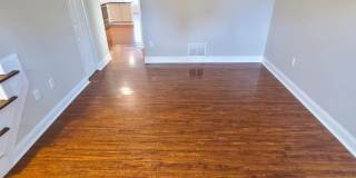 564 LANCASTER Place Gallery 4