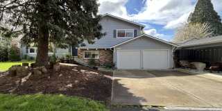 Comfortable Living in Bethany with Two Separate Units, Expansive 0.45-Acre Lot & Versatile Detached Shop Gallery 3