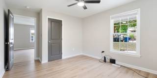 Freshly Updated 3 Bed, 2 Bath Home in Prime Durham Location! Early August Available Gallery 9