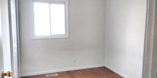 Cozy Townhome Available right away for living!! Gallery 10