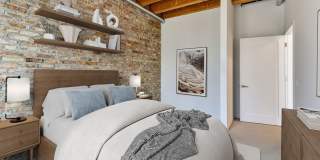 Lake Forest Lofts Gallery 21