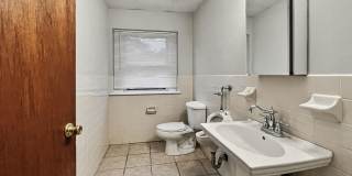 829-833 Conestoga Road Gallery 47