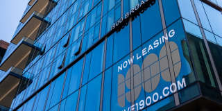 1900 Broadway Gallery 71