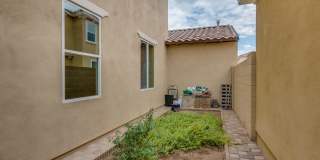 GREAT LOCATION!  Fabulous move-in ready 5 bed /3 bath home in south Tempe Gallery 50
