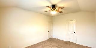 *COMING SOON* Charming 3-Bedroom Home in Prime New Braunfels Location! Gallery 18