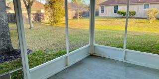 Energy-Efficient 3 Bed, 2 Bath Home on a Quiet Cul-de-Sac Gallery 31