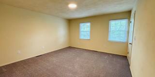 2 Bedroom, 1.5 Bath Townhouse Gallery 15