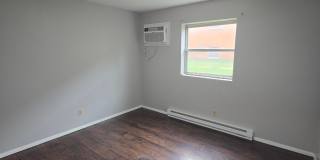 Wesleyan Apartments Gallery 17