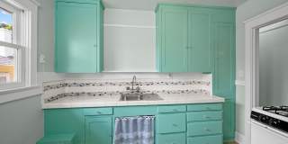 Charming Sherman Heights 2-Bedroom, Available Now! Gallery 22
