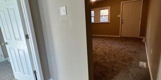 Newly Renovated 3 Bedroom, 1 Bathroom in Spring Hill- Central Air and Brand New Kitchen!! Gallery 18