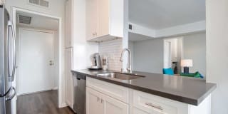 Los Robles Apartments Gallery 44