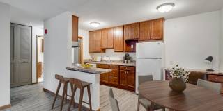 Bryant Manor Apartments Gallery 3