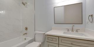 1746 N California Avenue Gallery 4