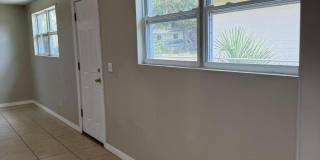 3923 HARBOR VIEW Drive Gallery 7