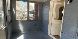 109-111 S Walnut Street Gallery 14