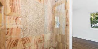 1545 Meridian Ave Gallery 10