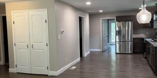 906 Skyland Street Gallery 5