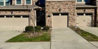 Beautiful Well Maintained Townhouse in Berewick Gallery 1