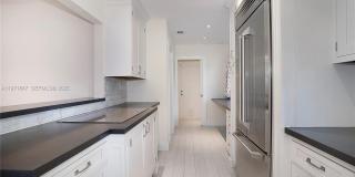 8300 SW 61st Ave Gallery 9