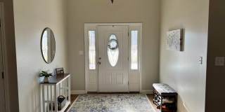 Spacious 4BR Home with Fireplace, Screened Porch & Privacy-Fenced Yard Gallery 3