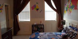 Room in 3 Bedroom Home at 109 Windy Creek Ln Gallery 23