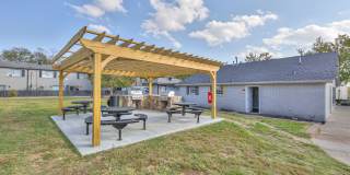 Solana at Brentwood Gallery 30