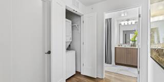 8000 Uptown Gallery 19