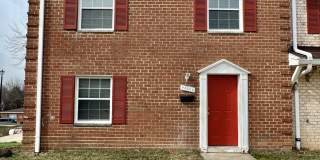 9225 Bridle Path Ln Gallery 1