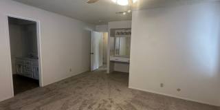 Adorable 2 bedroom 2 bathroom with 1 car garage attached Gallery 26