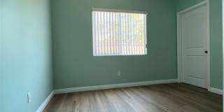 1501 W Delhaven Gallery 9