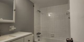 ** HALF OFF 1ST MONTH'S RENT WITH 13 MONTH LEASE ** Gallery 3