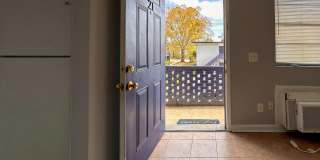 1122 WOODRUFF Avenue Gallery 11