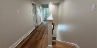 118 BERGER Street Gallery 24