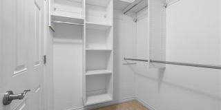 1113 N OLD WOODWARD Avenue Gallery 12