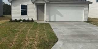 350 Azalea Trail Gallery 1