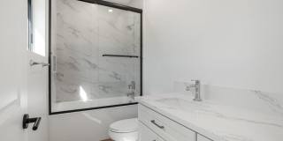 136 N Oakview Drive Gallery 29