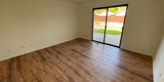 Spacious three bedroom home in desirable Windsor neighborhood! Gallery 23