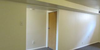 1456 E Elm Street Gallery 23