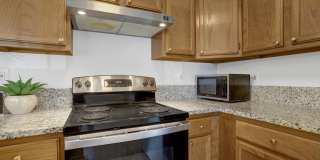 7825 HARROWGATE Circle Gallery 10