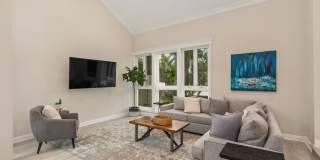 Spacious and Bright Furnished 4 Bedroom Home in Gated Community Gallery 9