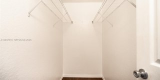 6051 SW 19th Pl Gallery 17