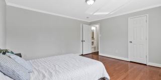 1005 CHILLUM Road Gallery 23