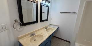 1702 Pine Tree Dr. Gallery 13