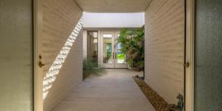 1 Mayfair Drive Gallery 10