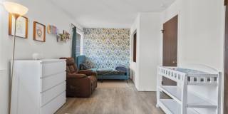 237 Strawberry Hill Avenue Gallery 24