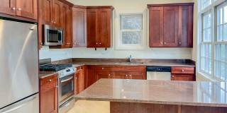 2927 North Southport Ave. Gallery 9